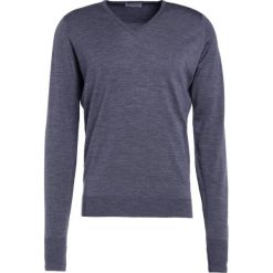 John Smedley BOBBY Sweter grey. Szare swetry klasyczne męskie marki John Smedley, m, z wełny. W wyprzedaży za 629,25 zł.