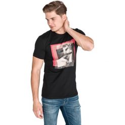 Antony Morato Koszulka Czarny. Czarne podkoszulki męskie Antony Morato, xxl, z nadrukiem, z elastanu, bez kołnierzyka, krótkie. Za 154,95 zł.