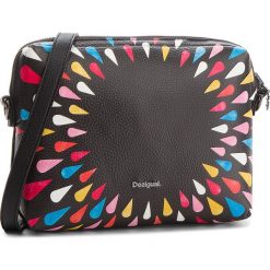Torebka DESIGUAL - 18WAXPB7 2000. Czarne listonoszki damskie Desigual, bez wzorów, ze skóry ekologicznej, bez dodatków. W wyprzedaży za 209,00 zł.