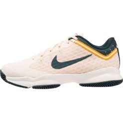 Nike Performance AIR ZOOM ULTRA Obuwie multicourt guava ice/midnight spruce/sail/orange peel. Pomarańczowe buty sportowe damskie marki Nike Performance, z gumy, na golfa. Za 379,00 zł.