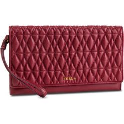 Torebka FURLA - Cometa 992998 E ET95 2Q0 Ciliegia d. Czerwone torebki klasyczne damskie Furla, bez wzorów, ze skóry, wizytowe, bez dodatków. W wyprzedaży za 399,00 zł.