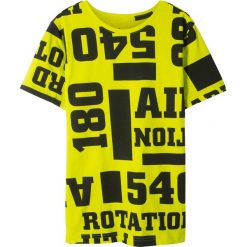 T-shirt z nadrukiem bonprix limonka z nadrukiem. Żółte koszule chłopięce bonprix, z nadrukiem, z okrągłym kołnierzem, bez rękawów. Za 29,99 zł.
