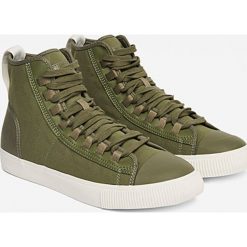 Sneakersy "Scuba II Mid" w kolorze khaki. Brązowe trampki męskie G-Star, na sznurówki. W wyprzedaży za 318,95 zł.