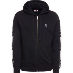 Bluza TOMMY HILFIGER Fleece MW0MW11417. Czarne bluzy męskie TOMMY HILFIGER, s, bez wzorów, bez kołnierzyka, bez rękawów, bez kaptura. W wyprzedaży za 409,00 zł.