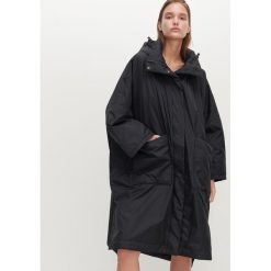 Wodoodporna parka oversize -. Parki damskie Reserved, s, bez wzorów, bez kaptura. Za 499,99 zł.