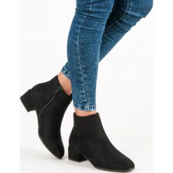 Botki damskie: NISKIE BOTKI DAMSKIE