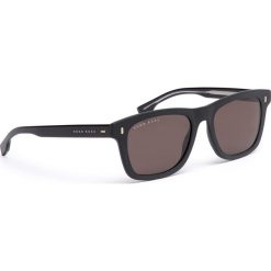 Okulary przeciwsłoneczne BOSS - 0925/S Black 807. Czarne okulary przeciwsłoneczne damskie Boss, z tworzywa sztucznego. W wyprzedaży za 489,00 zł.