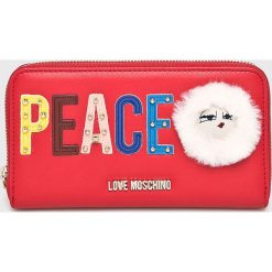 Love Moschino - Portfel. Czerwone portfele damskie marki Love Moschino, z materiału. W wyprzedaży za 339,90 zł.