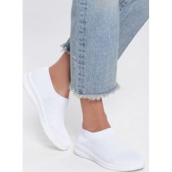 Białe Buty Sportowe Incredibleness. Białe buty sportowe damskie Inny, bez wzorów, sportowe. Za 69,99 zł.