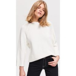 Sweter z domieszką wełny - Kremowy. Białe swetry damskie Reserved, s, bez wzorów, z wełny, bez rękawów, bez kaptura. Za 119,99 zł.