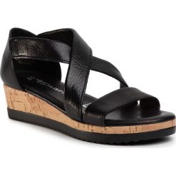 Sandały TAMARIS - 1-28224-24 Black 001. Czarne klapki damskie Tamaris, bez wzorów, ze skóry, bez obcasa, na obcasie. Za 199,00 zł.