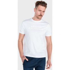 Armani Exchange Koszulka Biały. Białe podkoszulki męskie Armani Exchange, xxl, z nadrukiem, z bawełny, bez kołnierzyka, krótkie. Za 240,95 zł.