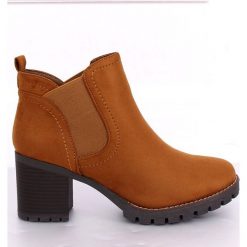 Brązowe Botki sztyblety na obcasie camel 8B879 Camel. Pomarańczowe botki damskie ButyModne, klasyczne, bez obcasa, na obcasie, bez zapięcia. W wyprzedaży za 148,26 zł.