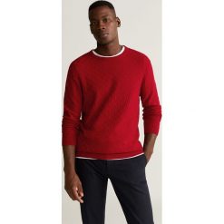 Mango Man - Sweter Amundsen. Czerwone swetry męskie s, z wiskozy, z okrągłym kołnierzem. W wyprzedaży za 99,90 zł.