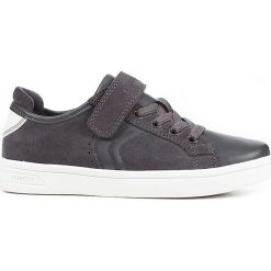 Sneakersy "DJRock" w kolorze szarym. Szare trampki chłopięce marki geox kids, z gumy. W wyprzedaży za 129,95 zł.
