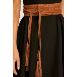 Pepe Jeans - Pasek skórzany Dylan. Pomarańczowe paski damskie Pepe Jeans, w paski, z jeansu. W wyprzedaży za 139,90 zł.