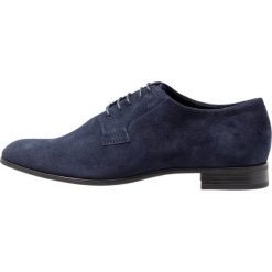 Vagabond FRANCES Oksfordki dark blue. Niebieskie jazzówki damskie Vagabond, z materiału. Za 419,00 zł.