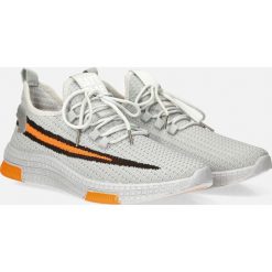 Szare buty sportowe sznurowane casu 20a20/go. Szare buty sportowe męskie Casu, na sznurówki. W wyprzedaży za 34,99 zł.