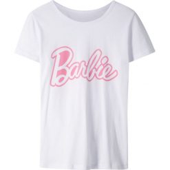 T-shirt "Barbie" bonprix biało-różowy. Różowe bluzki dziewczęce bonprix, na lato, z nadrukiem, z bawełny, bez kołnierzyka, bez rękawów, bez kaptura. Za 34,99 zł.