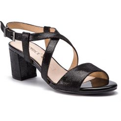 Sandały CAPRICE - 9-28300-22 Black Reptile 010. Czarne klapki damskie Caprice, bez wzorów, ze skóry, bez obcasa, na obcasie. W wyprzedaży za 179,00 zł.