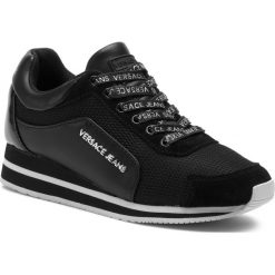 Sneakersy VERSACE JEANS - E0VTBSA3 70899 899. Czarne półbuty damskie Versace Jeans, z jeansu. W wyprzedaży za 549,00 zł.