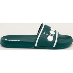 Diadora - Klapki Serifos Spectra. Zielone kapcie męskie Diadora, ze skóry ekologicznej. Za 99,90 zł.