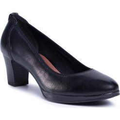 Półbuty TAMARIS - 1-22446-25 Black 001. Czarne półbuty damskie Tamaris, bez wzorów, ze skóry, bez obcasa, na obcasie, bez zapięcia. Za 259,00 zł.