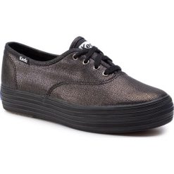 Tenisówki KEDS - Triple Met Canvas KWF55746 Blk/Blk. Czarne półbuty damskie Keds, bez wzorów, z gumy, bez obcasa, na płaskiej podeszwie, bez zapięcia. W wyprzedaży za 129,00 zł.