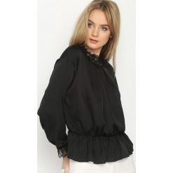 Czarna Bluzka Lace Trims. Czarne bluzki koronkowe marki Born2be, s, z długim rękawem. Za 64,99 zł.