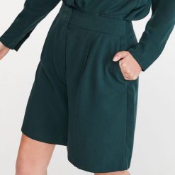 Szorty z Tencelu™ - Khaki. Brązowe szorty damskie Reserved, bez wzorów. Za 99,99 zł.