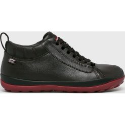 Camper - Buty. Pomarańczowe buty sportowe męskie marki Camper, ze skóry, bez zapięcia. W wyprzedaży za 569,90 zł.