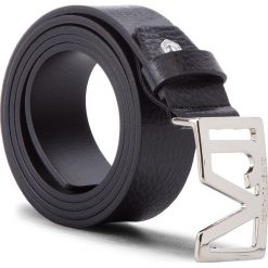 Pasek Męski VERSACE JEANS - D8YSBF10 100 70872 899. Czarne paski męskie marki Versace Jeans, w paski, z jeansu. W wyprzedaży za 369,00 zł.