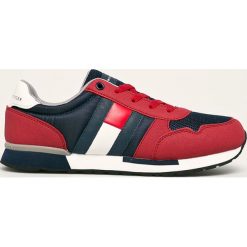 Tommy Hilfiger - Buty dziecięce. Czerwone trampki chłopięce TOMMY HILFIGER, bez wzorów, z materiału, sportowe, z okrągłym noskiem, na sznurówki. W wyprzedaży za 219,90 zł.