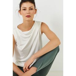 Bluzki, topy, tuniki: Simple – Top