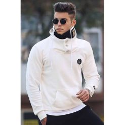 Męska bluza KLAVDIO WHITE. Białe bluzy męskie IVET, m, z nadrukiem, eleganckie, z podwójnym kołnierzykiem, bez rękawów, bez kaptura. W wyprzedaży za 89,00 zł.