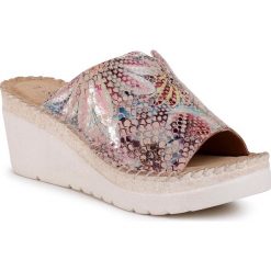 Klapki LASOCKI - ARC-4777-01 Mix. Klapki damskie Lasocki, bez wzorów, ze skóry, bez obcasa, na obcasie. W wyprzedaży za 79,99 zł.