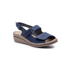 GO SOFT WI21-3020-01. Niebieskie sandały damskie GO SOFT, bez wzorów, ze skóry, bez obcasa, bez zapięcia. Za 119,99 zł.