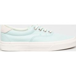 Vans - Tenisówki. Zielone trampki i tenisówki damskie Vans, bez wzorów, z gumy, na sznurówki. W wyprzedaży za 199,90 zł.