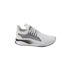 Buty Puma Tsugi Netfit V2 365398-01. Szare trampki męskie Puma, bez wzorów, bez zapięcia. Za 359,99 zł.