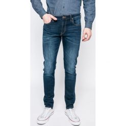 Lee - Jeansy Malone. Niebieskie bez kategorii marki Lee, z aplikacjami, z elastanu. W wyprzedaży za 269,90 zł.