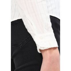 Koszule wiązane damskie: IVY & OAK RUFFLE COLLAR BLOUSE Koszula snow white