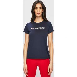Tommy Sport - T-shirt. Niebieskie topy damskie Tommy Sport, s, z nadrukiem, z poliesteru, z okrągłym kołnierzem. W wyprzedaży za 129,90 zł.