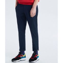 Spodnie chino - Granatowy. Spodnie męskie Cropp. Za 69,99 zł.