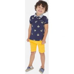 Mayoral - Spodnie dziecięce 92-134 cm. Żółte spodnie chłopięce Mayoral, bez wzorów, z elastanu. Za 110,90 zł.
