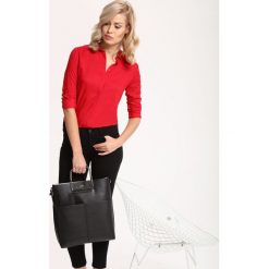 Koszula długi rękaw damska gładka. Czerwone koszule damskie na lato, eleganckie. W wyprzedaży za 39,99 zł.