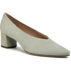 Półbuty HÖGL - 9-104552 Salvia 5100. Zielone półbuty damskie HÖGL, bez wzorów, ze skóry, bez obcasa, na obcasie, bez zapięcia. Za 529,00 zł.