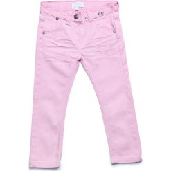 SPODNIE DŁUGIE DLA DZIEWCZYNKI GŁADKIE. Różowe spodnie dziewczęce HAPPY KIDS, bez wzorów, klasyczne, długie. W wyprzedaży za 14,99 zł.