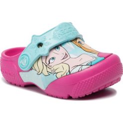 Klapki CROCS - Anna Elsa Clog 205492 Fuchsia. Różowe sandały dziewczęce Crocs, z tworzywa sztucznego, bez zapięcia. W wyprzedaży za 139,00 zł.