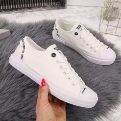 Trampki niskie tekstylne białe Big Star FF274206 - biały. Białe trampki i tenisówki damskie BIG STAR, bez wzorów, bez zapięcia. Za 99,99 zł.