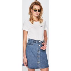 Vans - Top. Białe topy damskie marki Vans, l, z nadrukiem, z bawełny, z okrągłym kołnierzem. Za 109,90 zł.